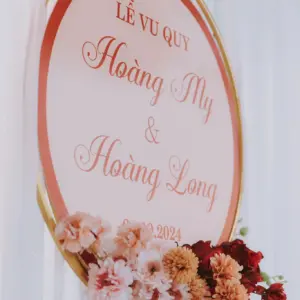 Mẫu decor gia tiên tone đỏ bestseller