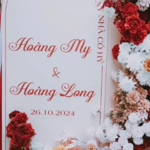 Mẫu decor gia tiên tone đỏ bestseller