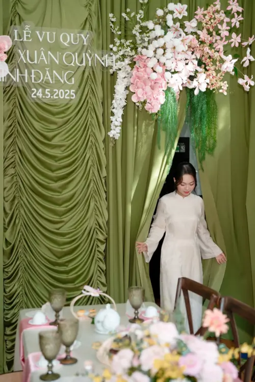 Gia tiên tone xanh hồng mới lạ siêu xinh