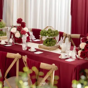 Mẫu decor gia tiên tone đỏ bestseller