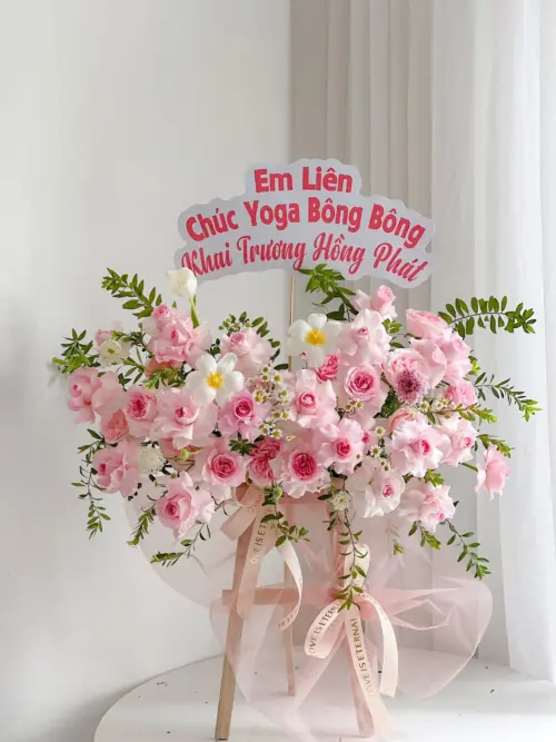 Tổng hợp các mẫu kệ hoa chúc mừng siêu xinh