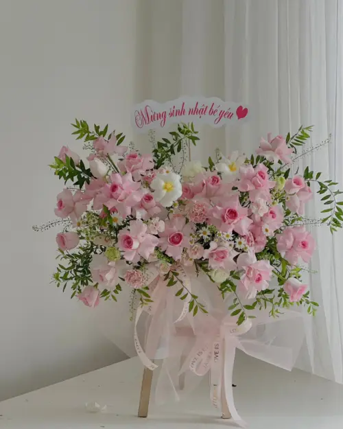 Tổng hợp các mẫu kệ hoa chúc mừng siêu xinh