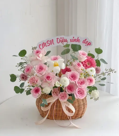 Tổng hợp các mẫu giỏ hoa tươi chúc mừng