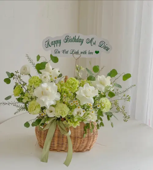 Tổng hợp các mẫu giỏ hoa tươi chúc mừng