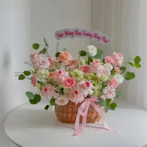 Tổng hợp các mẫu giỏ hoa tươi chúc mừng