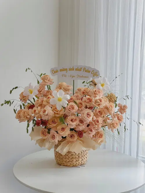 Tổng hợp các mẫu giỏ hoa tươi chúc mừng