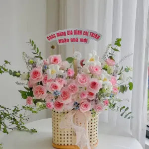 Tổng hợp các mẫu giỏ hoa tươi chúc mừng