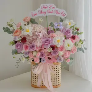 Tổng hợp các mẫu giỏ hoa tươi chúc mừng