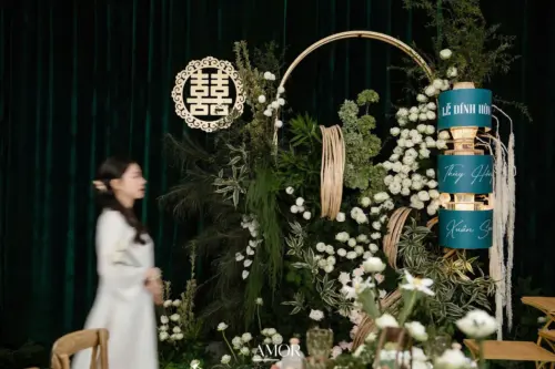 Mẫu gia tiên tone xanh truyền thống