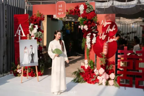 Gia tiên tone đỏ siêu sang