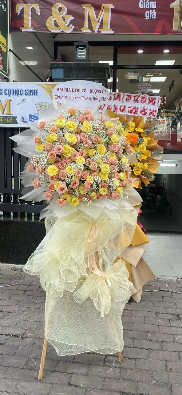 Lãng hoa khai trương đỏ ecudor